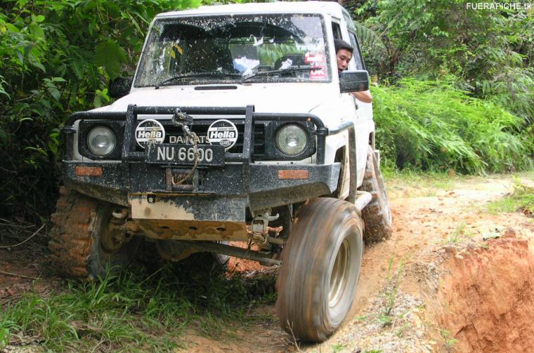 Daihatsu Rocky Malaysia 4x4